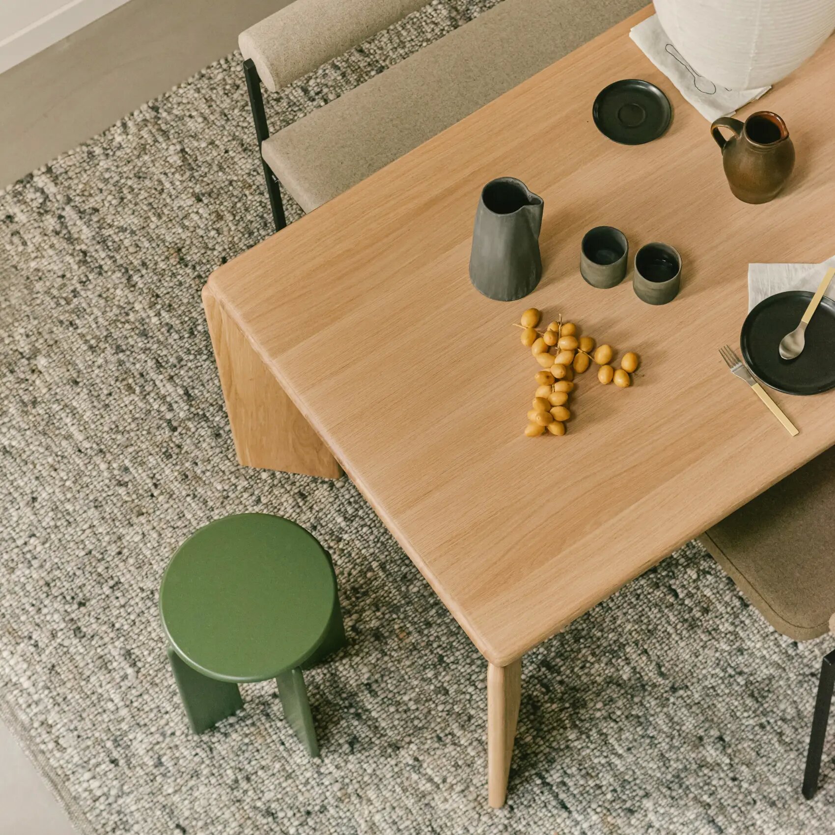 Soft Oak green lacquer Blob a Round edge Oak green lacquer (6003